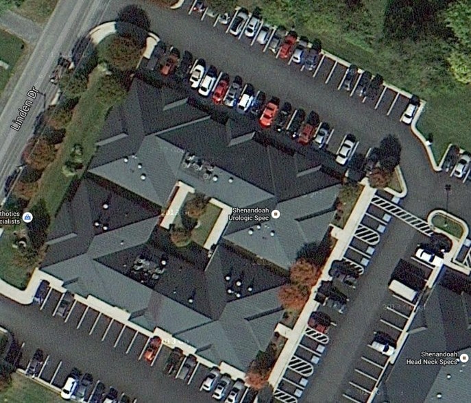 Primary Photo Of 136-148 Linden Dr, Winchester Medical For Sale