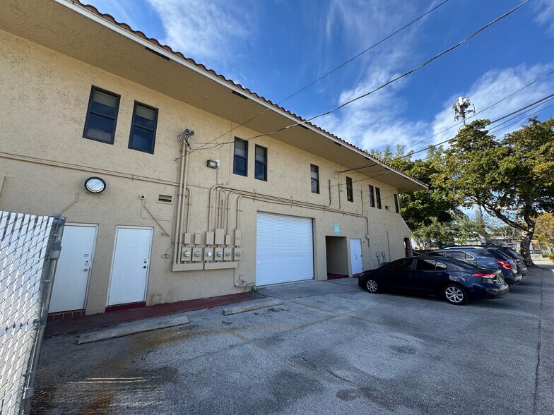 More Photos Of 7710 NW 56th Way, Pompano Beach Storefront Retail Residential For Lease