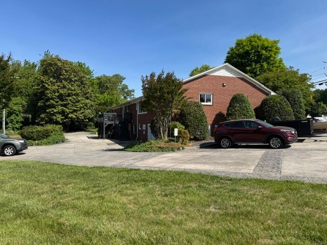 More Photos Of 4909 Boone Trl, Millers Creek Flex For Sale