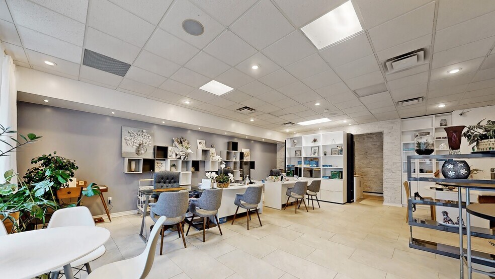 More Photos Of 1784 Jane St, Toronto Storefront Retail Office For Sale