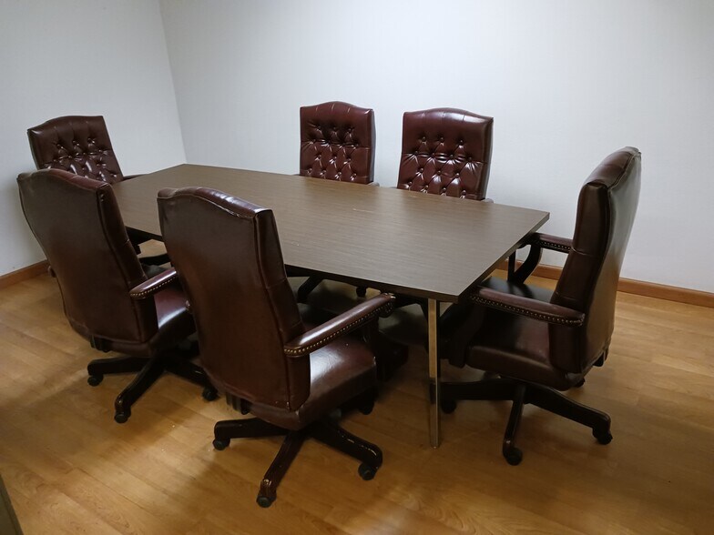 More Photos Of 4778-4790 Dewey Dr, Fair Oaks Loft Creative Space For Sale