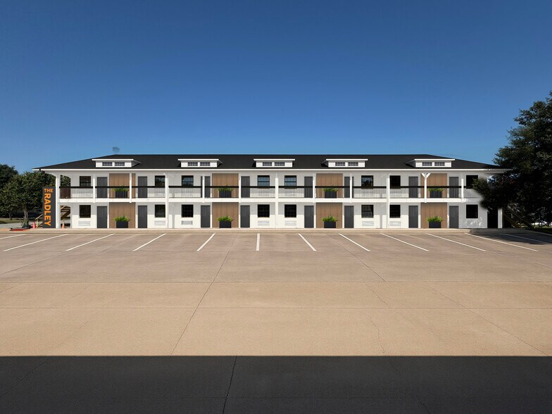 More Photos Of 112 W Live Oak St, College Station Hotel For Sale