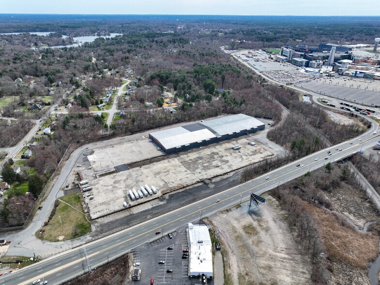 More Photos Of 208 North St, Foxborough Warehouse For Lease