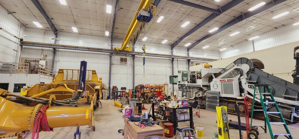 More Photos Of 860 35th Ave E, Dickinson Warehouse For Sale