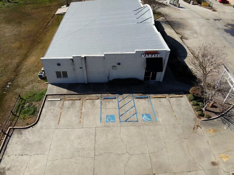 More Photos Of 4420-4422 Highway 22, Mandeville Office For Sale