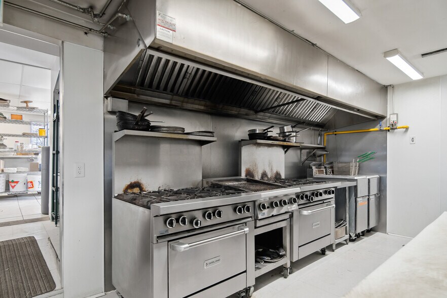 More Photos Of 1004 Medical Center Rd, Sharbot Lake Restaurant For Sale