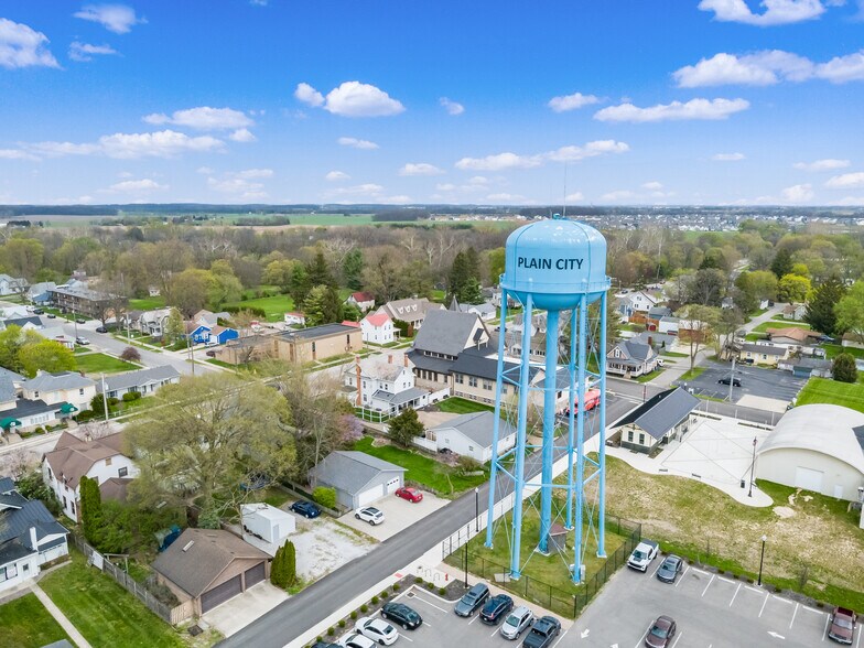 More Photos Of 235 S Jefferson Ave, Plain City Mixed Retail For Sale