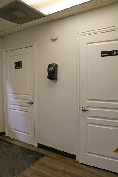 More Photos Of 2338-2354 Joe Field Rd, Dallas Industrial For Lease