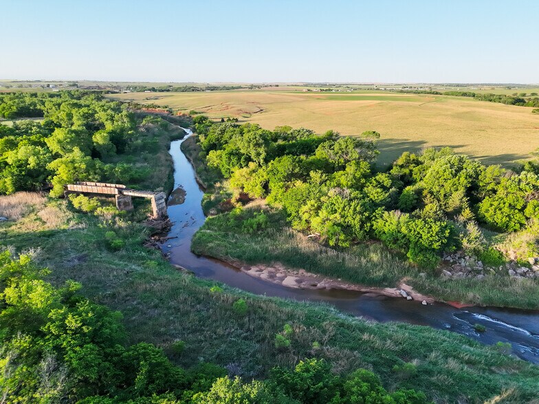 More Photos Of 1002 Old 66 Rd, Hydro Land For Sale