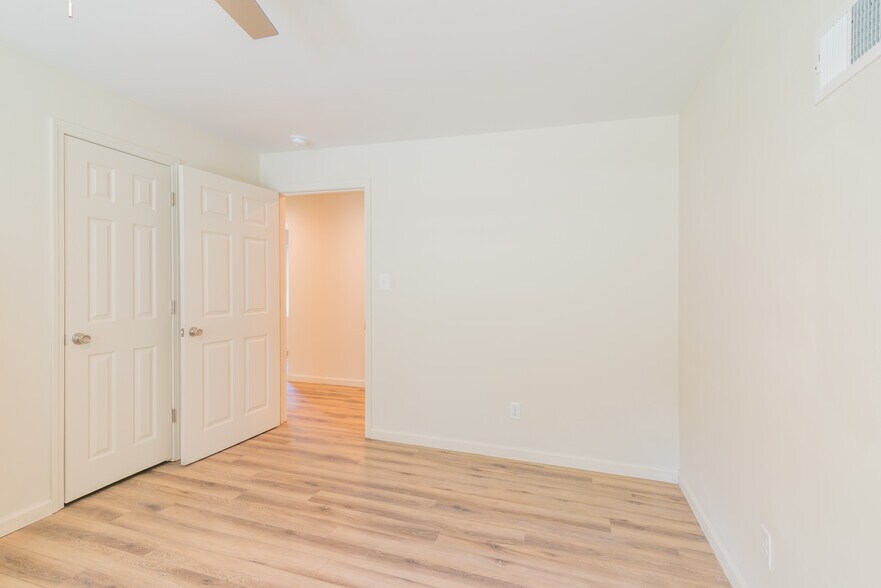 More Photos Of 506 E Marion St, Shelby Apartments For Sale