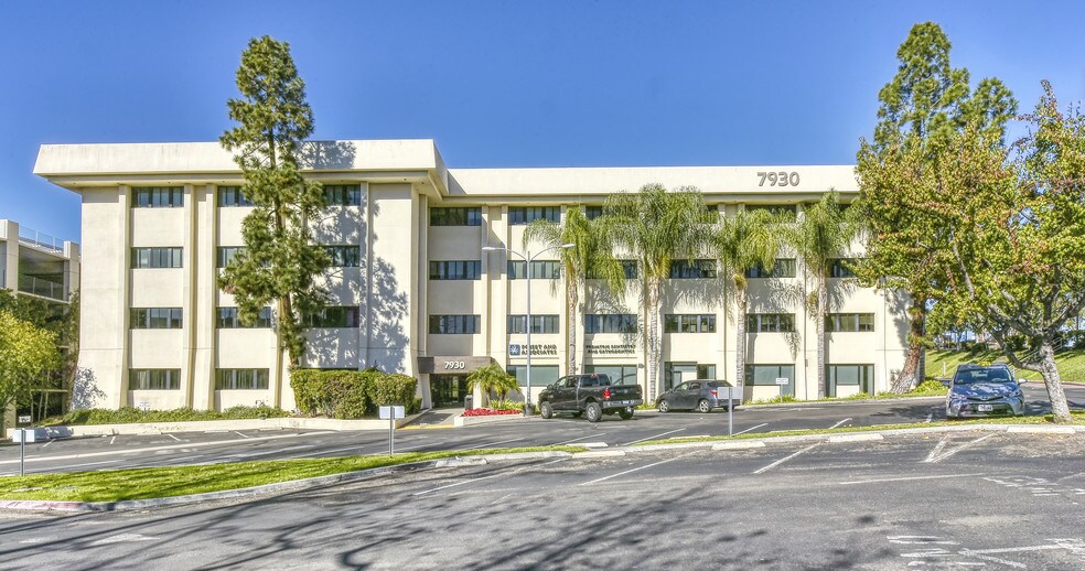 More Photos Of 7930 Frost St, San Diego Medical For Lease