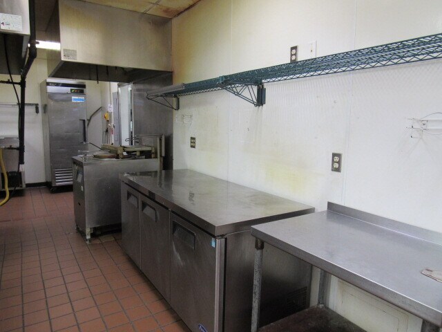 More Photos Of 509 E Oak St, Monticello Lodge Meeting Hall For Lease