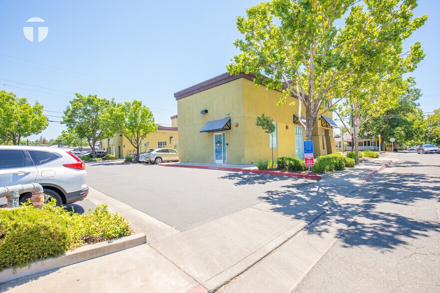 More Photos Of 5535 H St, Sacramento Unknown For Lease