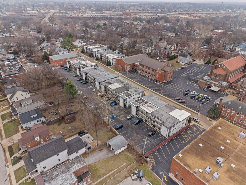More Photos Of 7223 Anna Ave, Maplewood Apartments For Sale