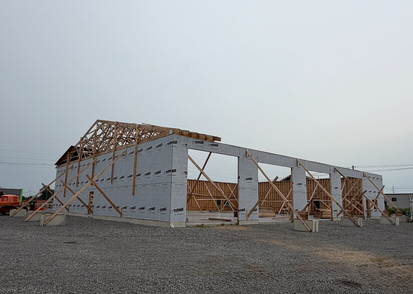 More Photos Of 3114 84th Ave, Zeeland Distribution For Lease