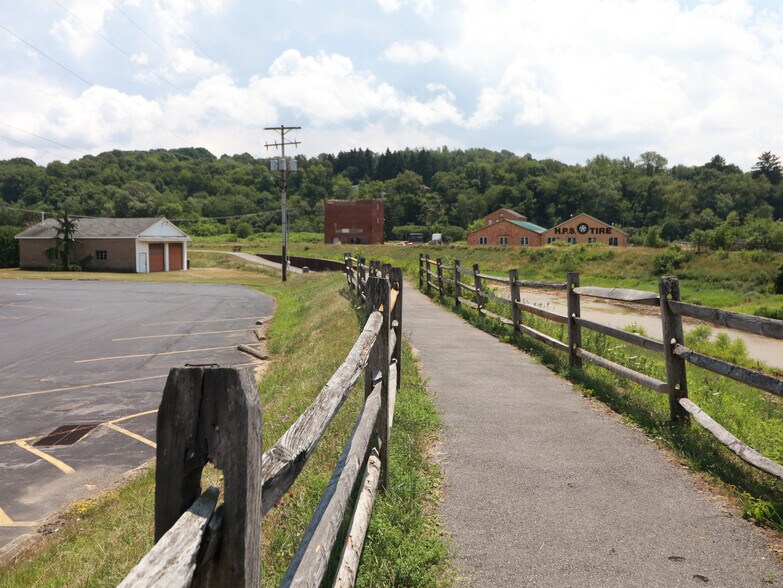 More Photos Of 116 Indiana St, Punxsutawney Restaurant For Sale