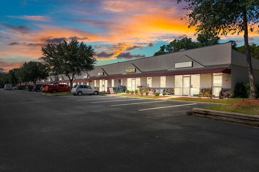 More Photos Of 3451 E Louise Ln, Hernando General Retail For Lease