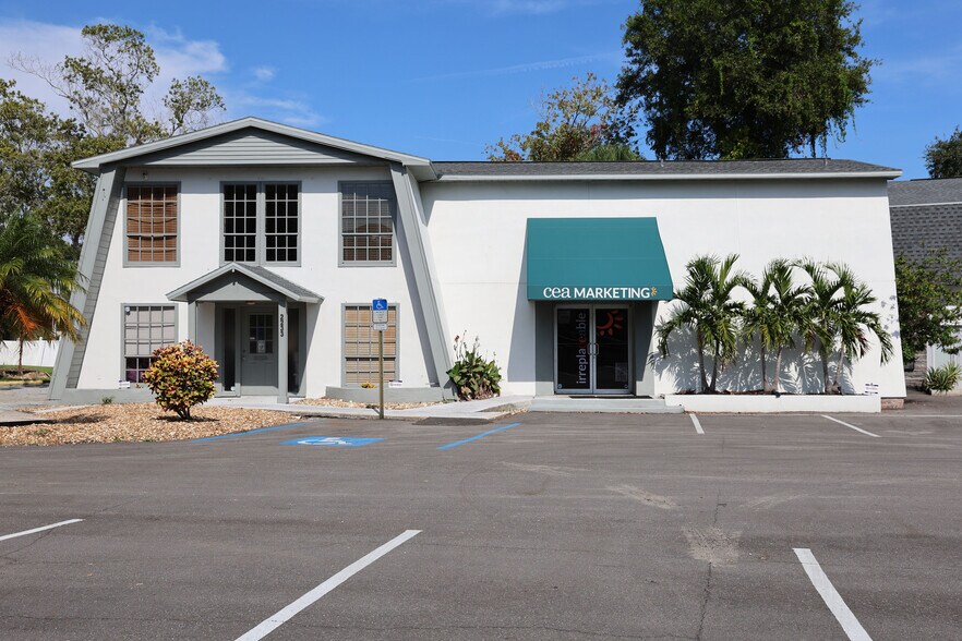Primary Photo Of 2231-2233 Nursery Rd, Clearwater Loft Creative Space For Lease