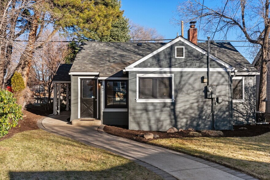Primary Photo Of 15 NW Franklin Ave, Bend Office For Sale
