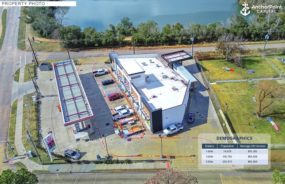 More Photos Of 750 Buffalo Run, Missouri City Service Station For Sale