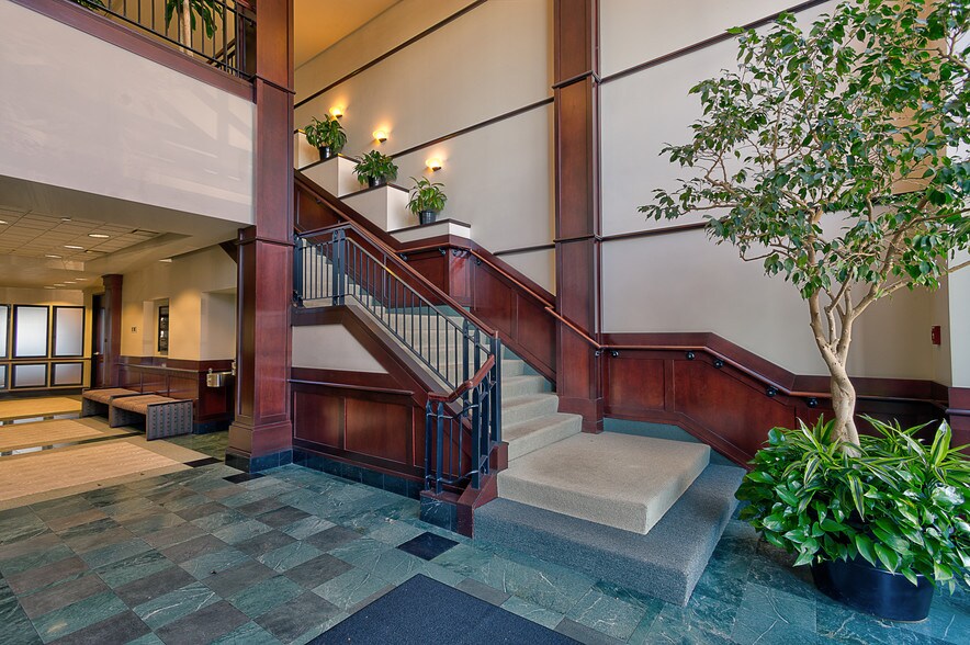 More Photos Of 16701 SE McGillivray Blvd, Vancouver Office For Lease