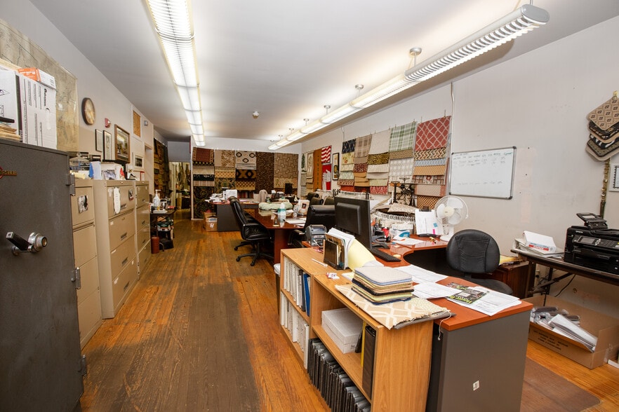More Photos Of 201 W Lincoln Hwy, Penndel Manufacturing For Sale