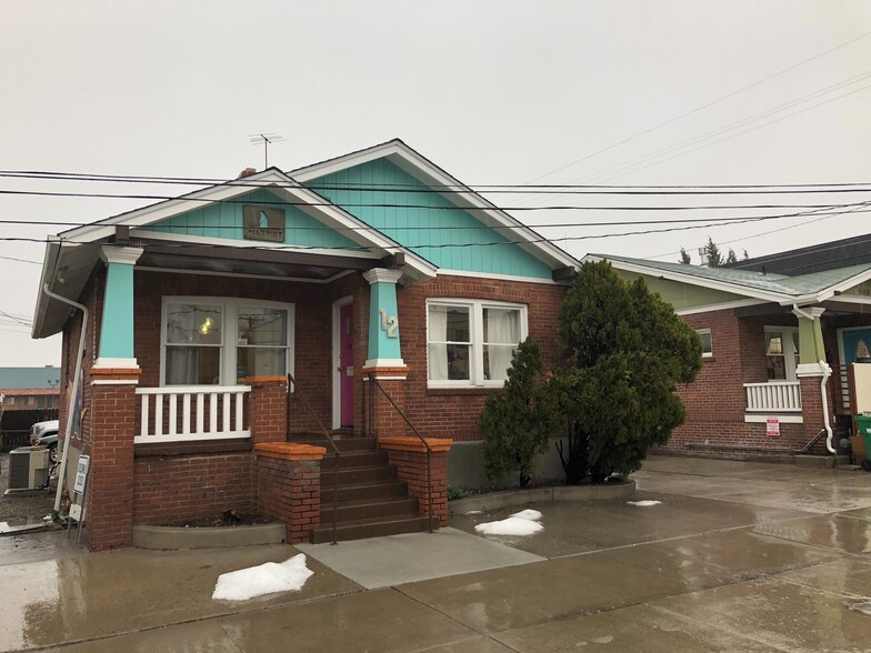 More Photos Of 12 W Taylor St, Reno General Retail For Sale