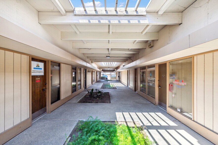 More Photos Of 3727 N 1st St, Fresno Medical For Sale