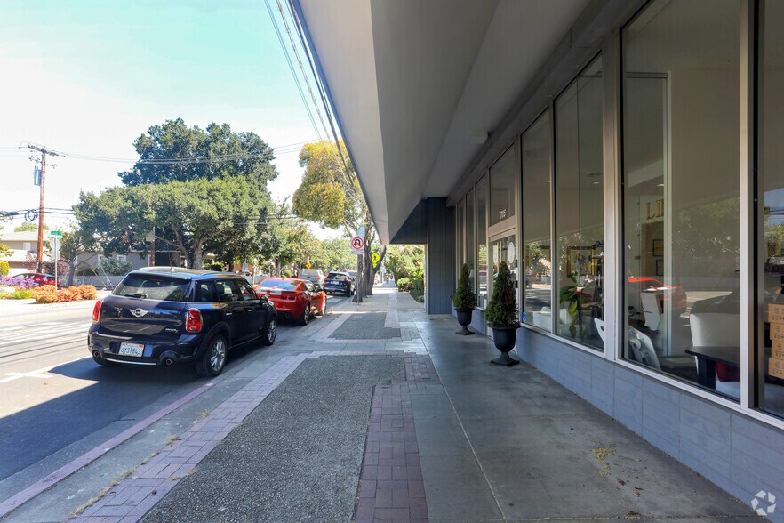 More Photos Of 705 Oak Grove Ave, Menlo Park Medical For Lease