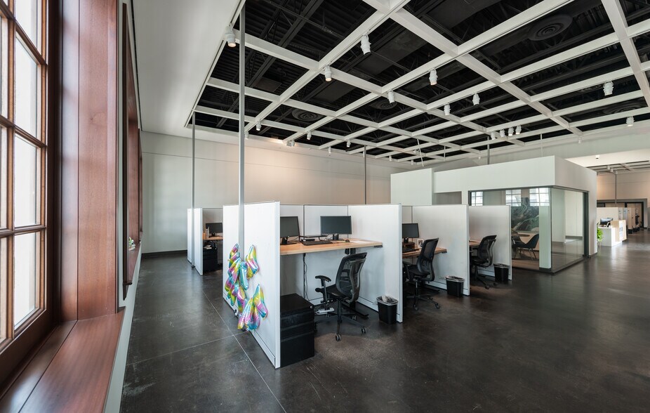 More Photos Of 177 4th Ave N, Jacksonville Beach Office For Lease