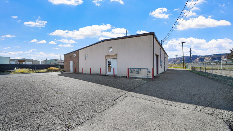 More Photos Of 743 Highway 6 & 50, Fruita Distribution For Lease