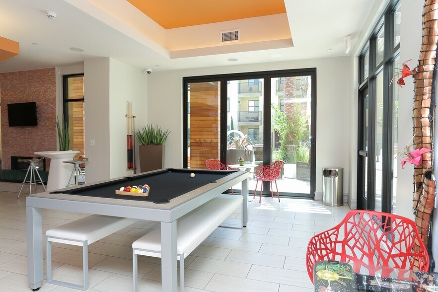 More Photos Of 9400 Corbin Ave, Northridge Apartments For Lease