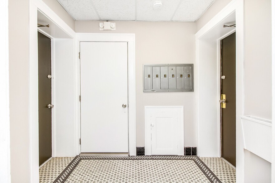 More Photos Of 3498 Bosworth Rd, Cleveland Apartments For Sale
