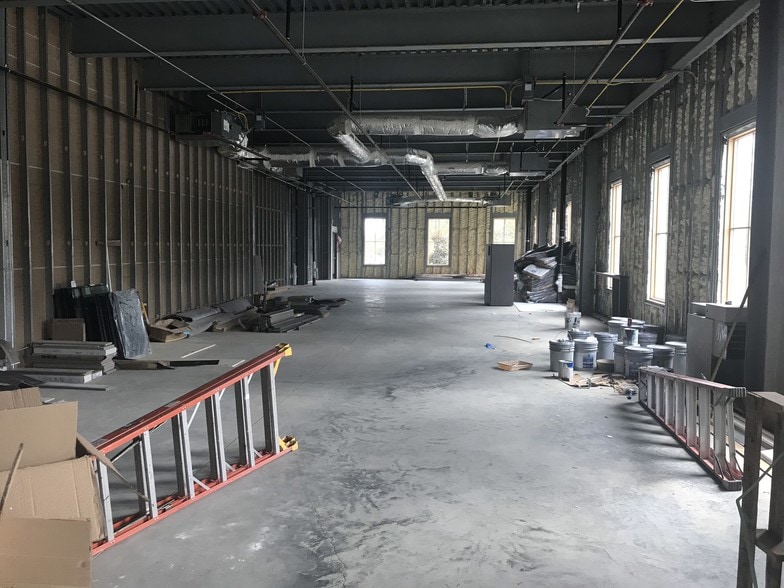 More Photos Of 2001 2nd Ave, Summerville Office For Lease
