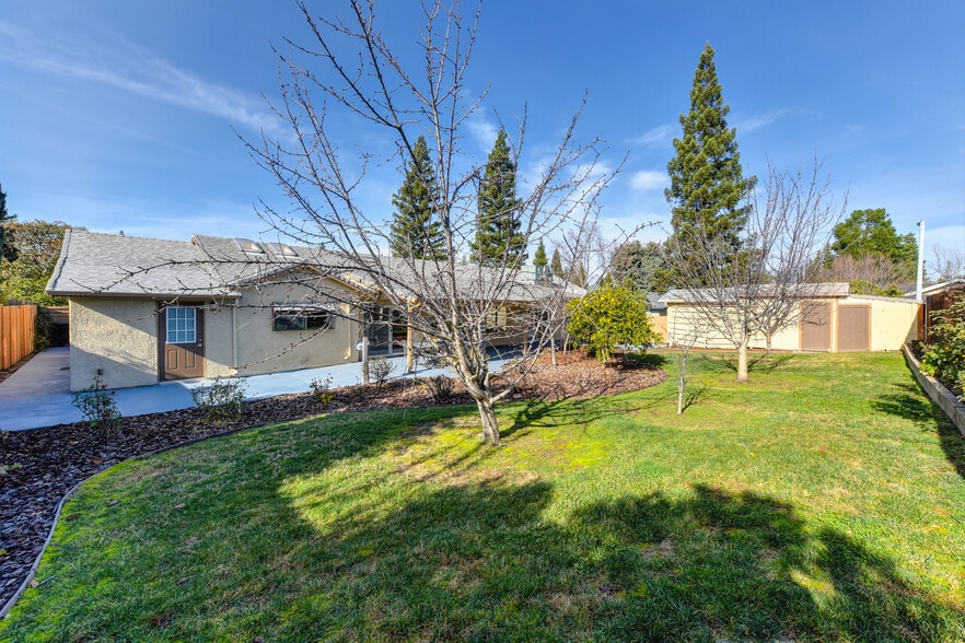 More Photos Of 1419 Champion Oaks Dr, Roseville Assisted Living For Sale
