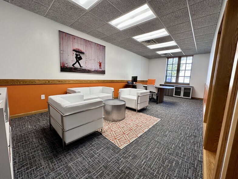 More Photos Of 241 Marquette St, LaSalle Office For Sale