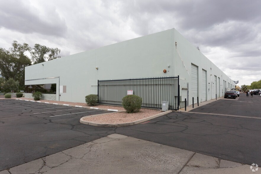 More Photos Of 2125 E 5th St, Tempe Industrial For Lease