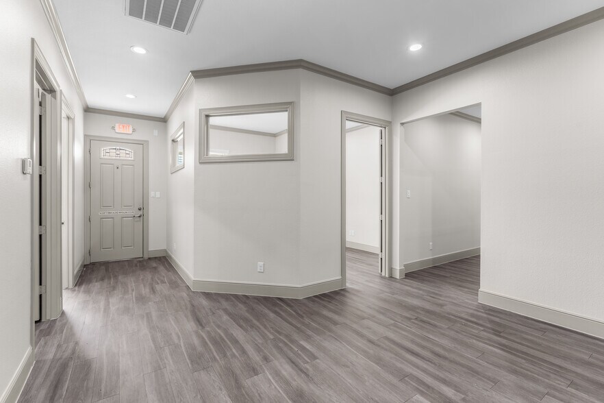 More Photos Of 17138 N Eldridge Pky, Tomball Medical For Lease