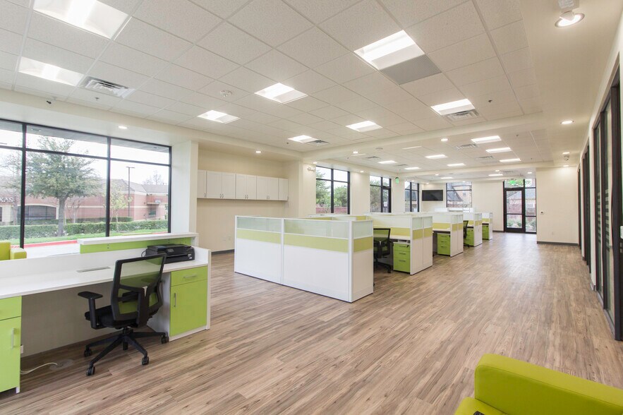 More Photos Of 113 E State Highway 121, Coppell Office For Sale