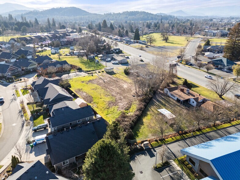 More Photos Of 1731 Williams Hwy, Grants Pass Land For Sale