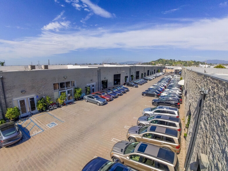 More Photos Of 12039 Branford St, Sun Valley Manufacturing For Lease