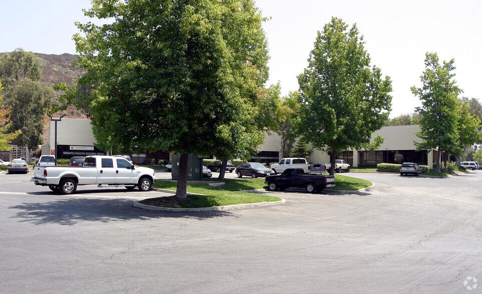 More Photos Of 3825-3875 Old Conejo Rd, Newbury Park Warehouse For Lease