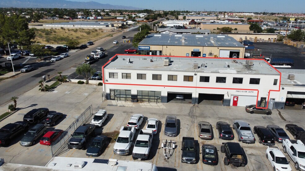 Primary Photo Of 15260 Anacapa Rd, Victorville Showroom For Lease