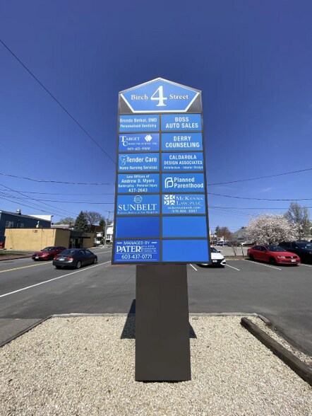 More Photos Of 4 Birch St, Derry Office For Sale