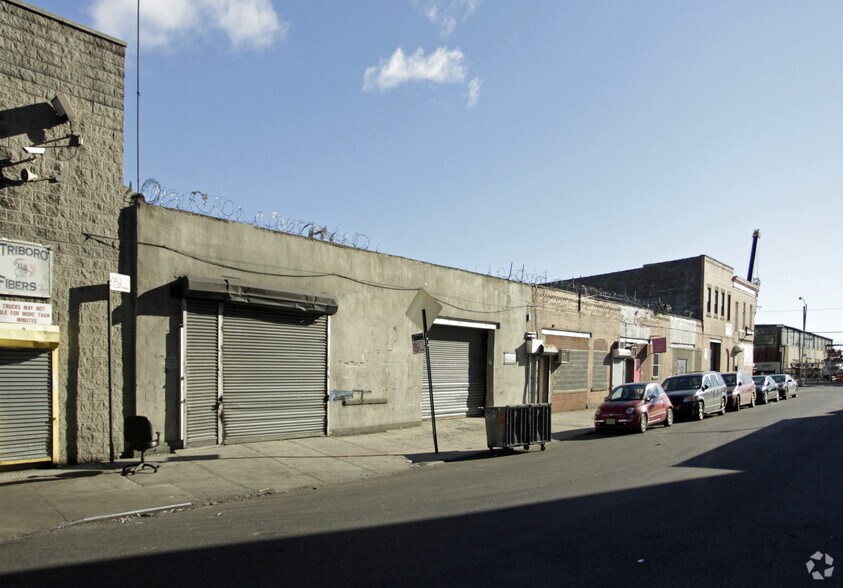 More Photos Of 901-909 E 135th St, Bronx Manufacturing For Lease