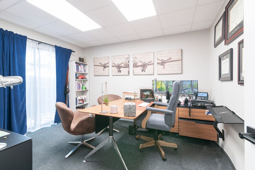 More Photos Of 13740 Research Blvd, Austin Office For Sale