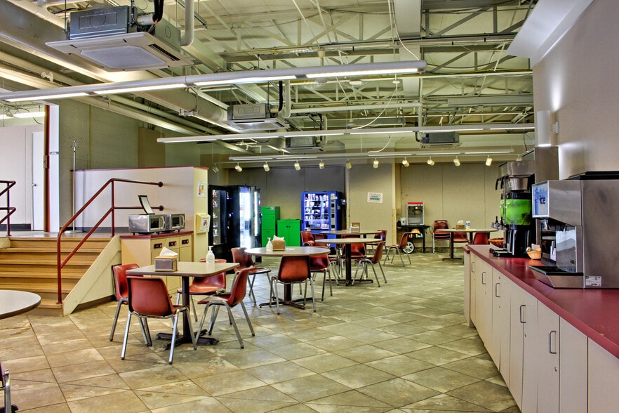 More Photos Of 150 Congress St, Keene Industrial For Sale