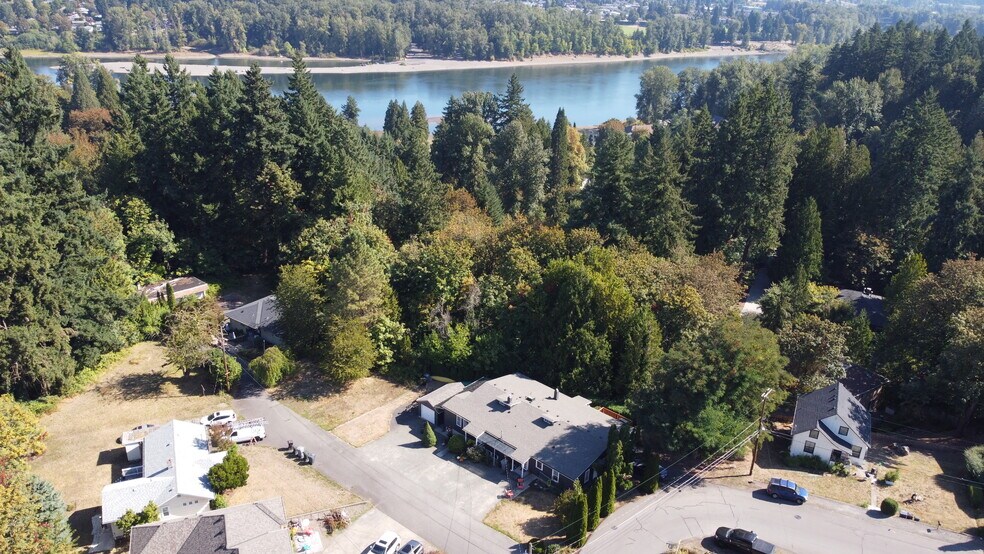 More Photos Of 6403 Tompkins Ct, West Linn Multifamily For Sale