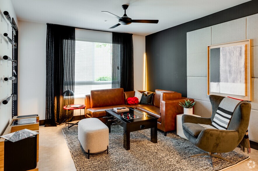 More Photos Of 1912 S Jacaranda St, Anaheim Apartments For Lease