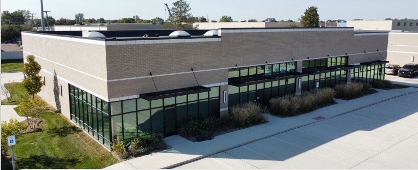 More Photos Of 40421-40477 Mound Rd, Sterling Heights Unknown For Lease